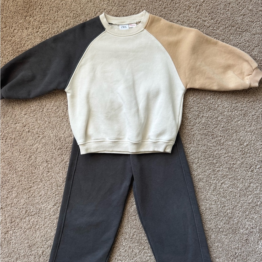 Zara Colorblock Sweatshirt and Pants Set